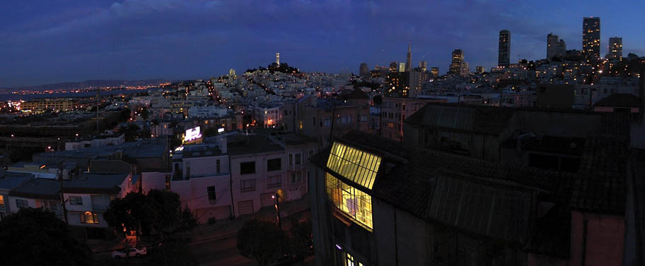 Post image for View of Coit Tower and downtown San Francisco from the Art Institute rooftop